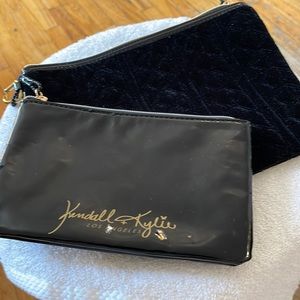 Kendall & Kylie Los Angeles 2 Piece Makeup Case Bag Set Sequins Black Silver